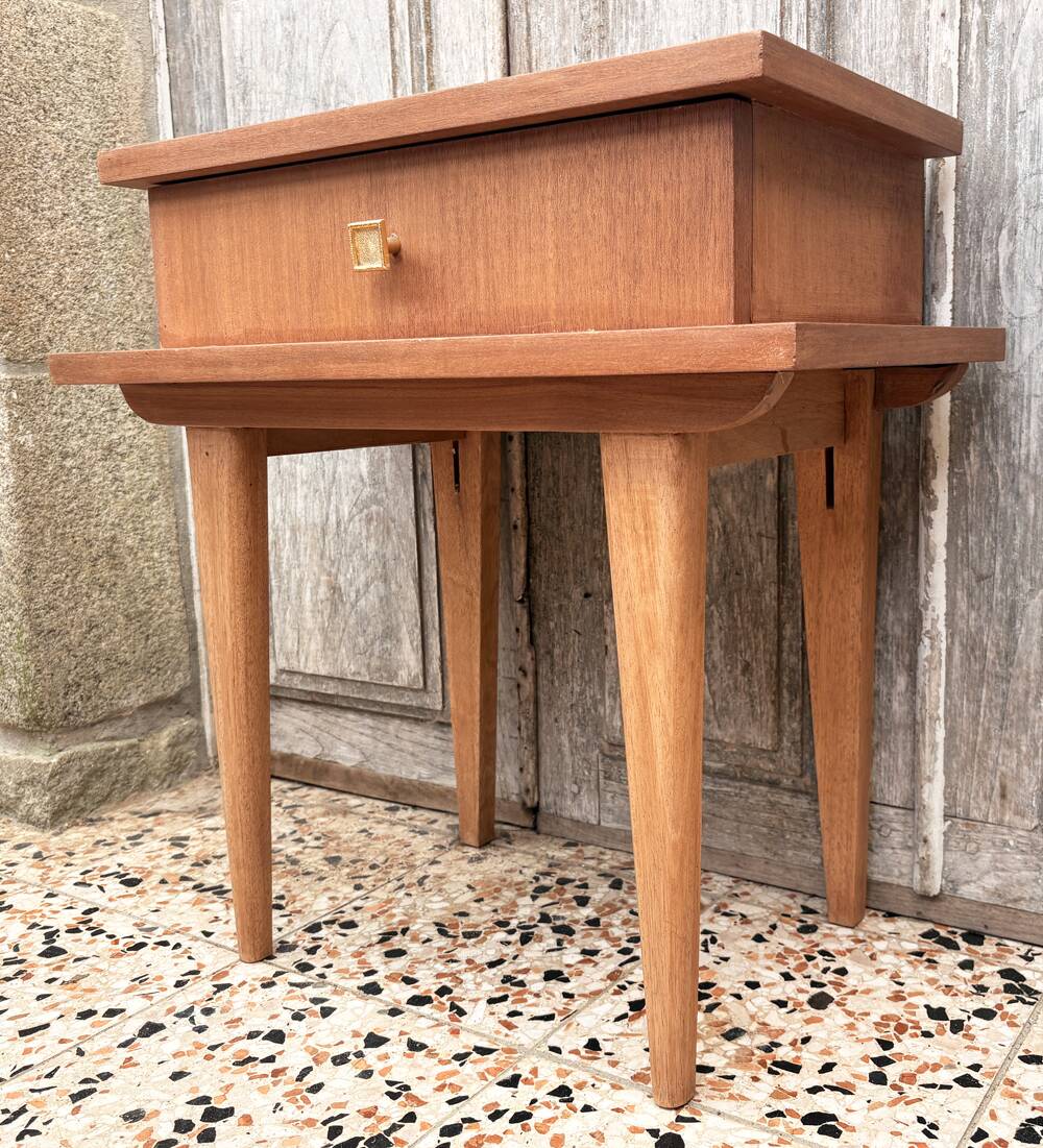 Teak bedside table – Mid-Century Scandinavian design from the 1950s-1960s
