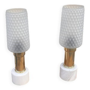 Une paire lampes - chevet