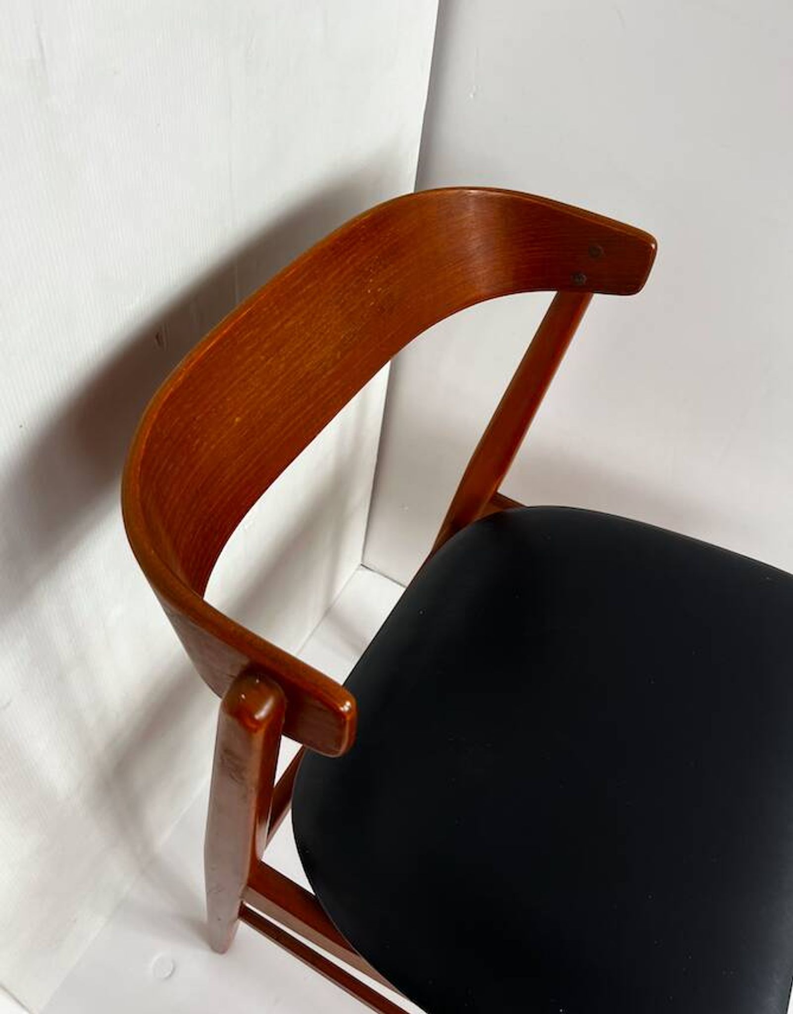 Dining table and its 4 chairs, Denmark, 1960