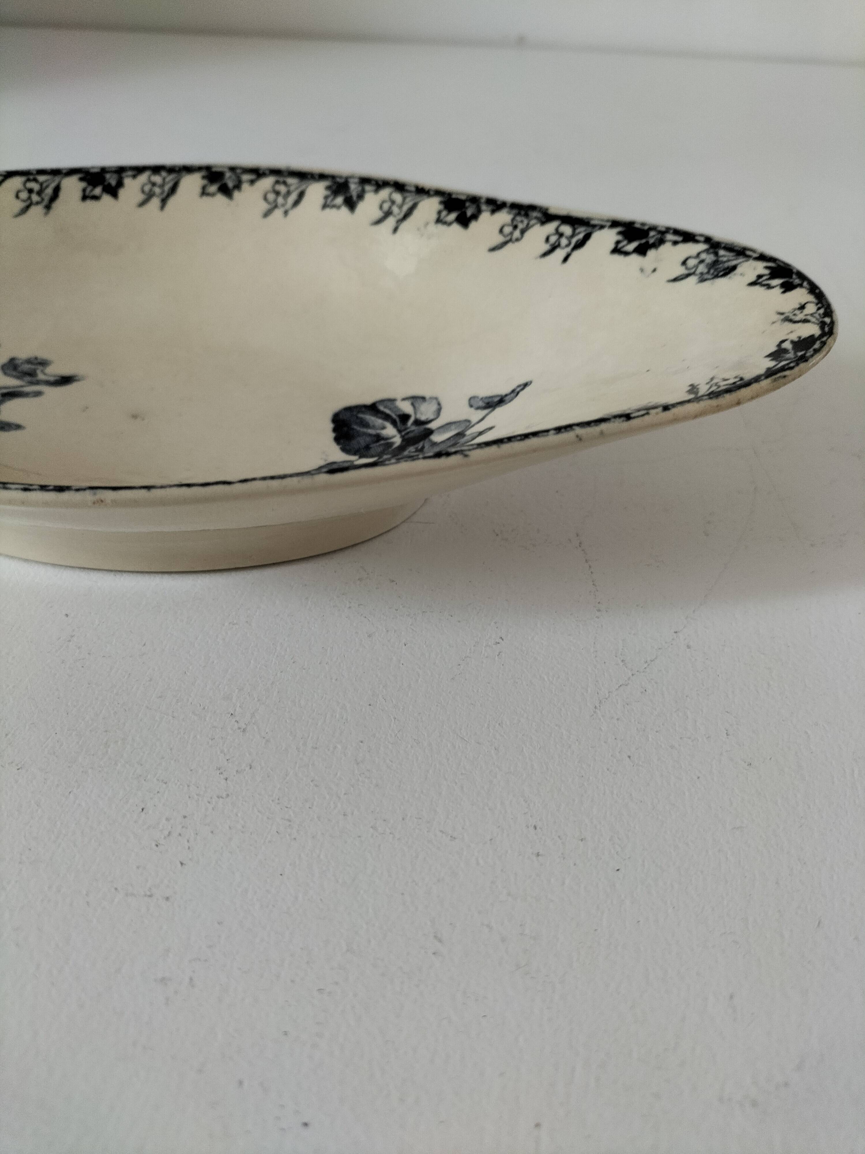 Old Sarreguemines dish – Stella model