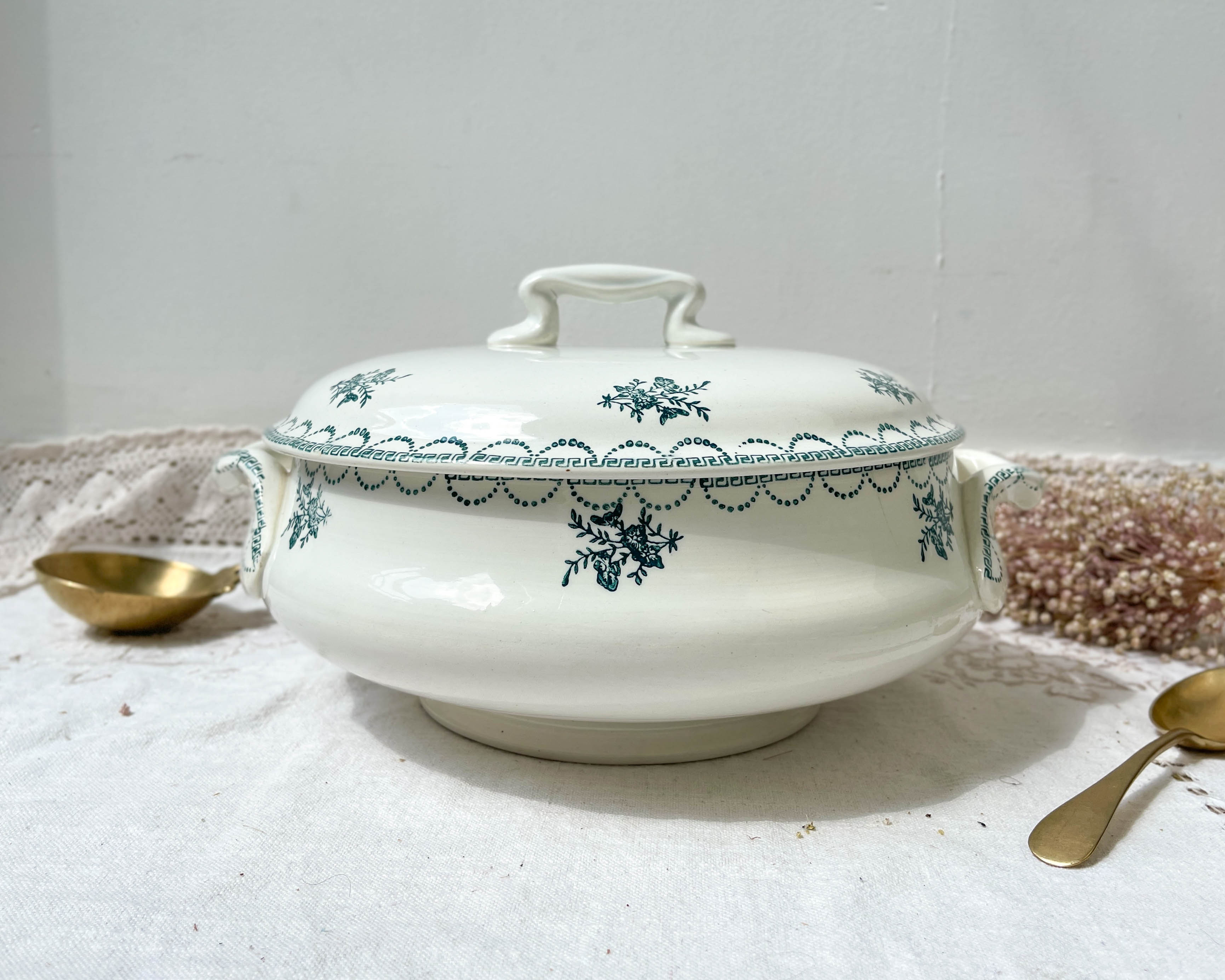 Soup Pot Green Iron Land St Amand, XIXth