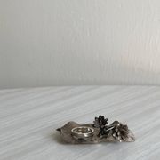 Petit vide-poche en métal argenté
