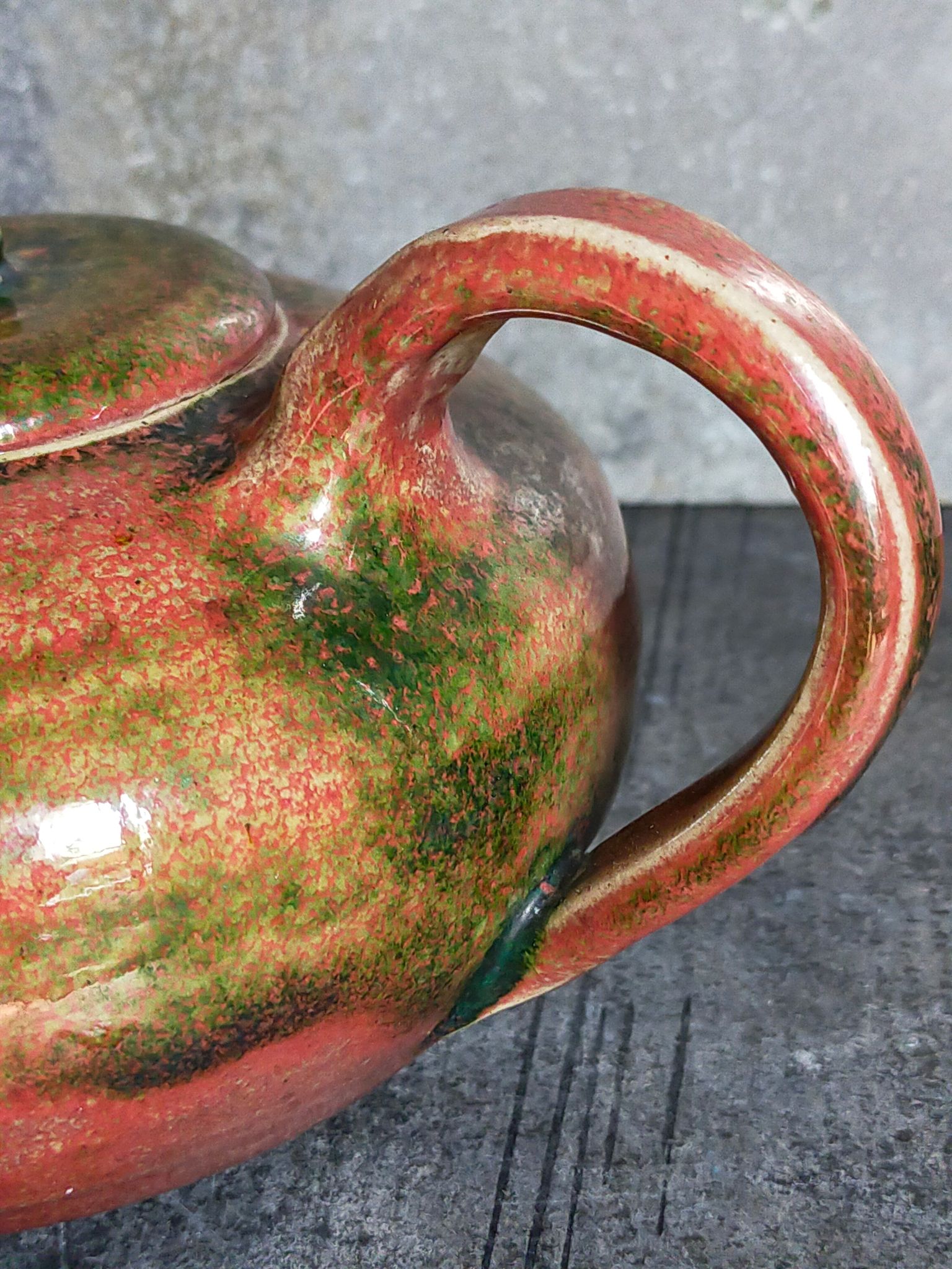 Théière de potier en grès émaillé vintage