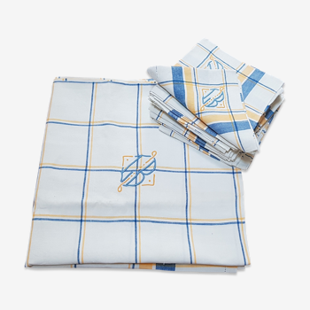 Pure cotton tablecloth and its 12 towels