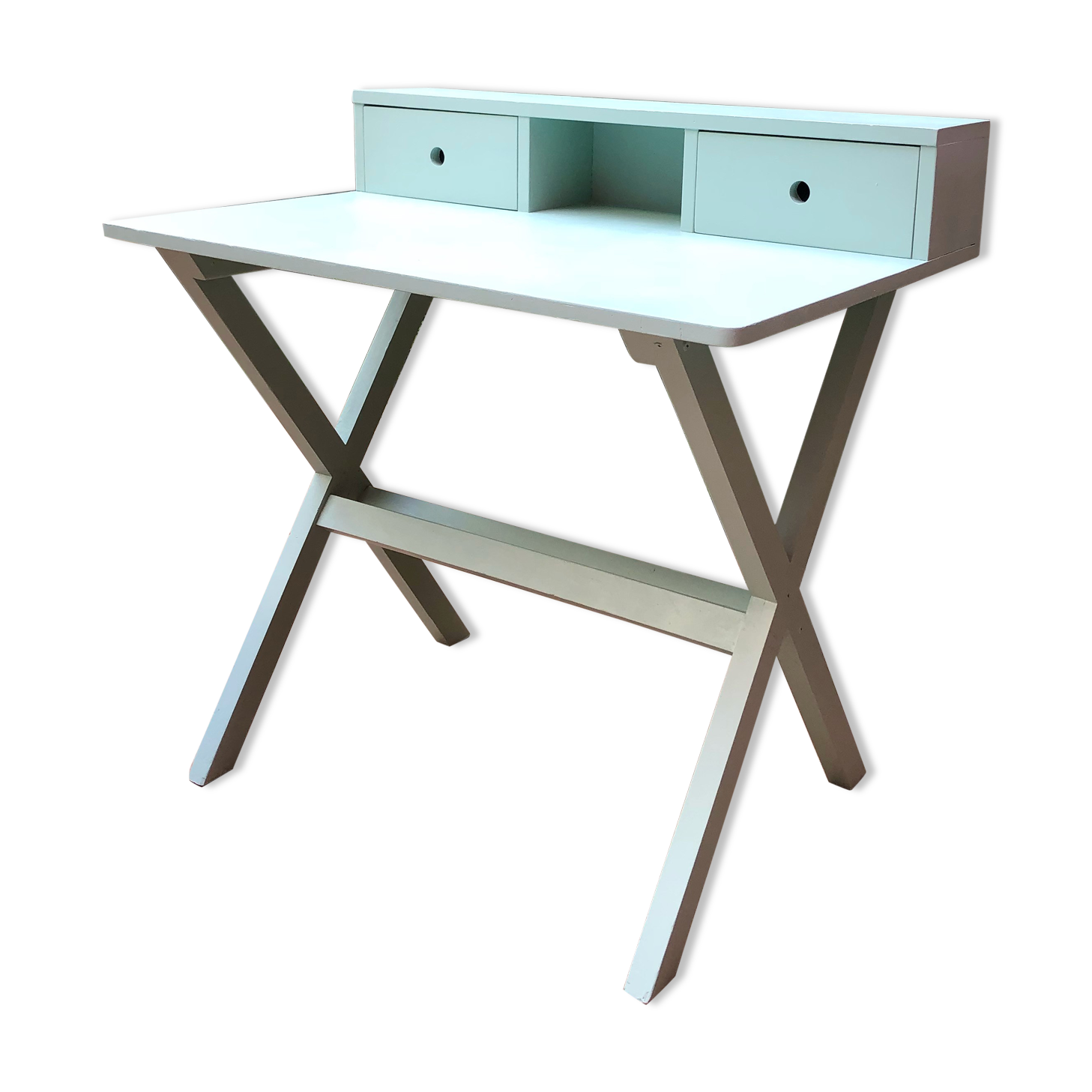Bureau ancien couleur vert d’eau