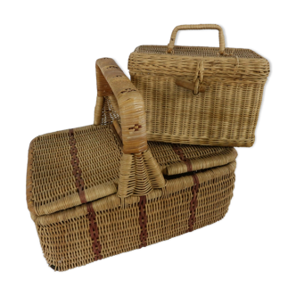 Set of 2 baskets/ suitcase in vintage wicker