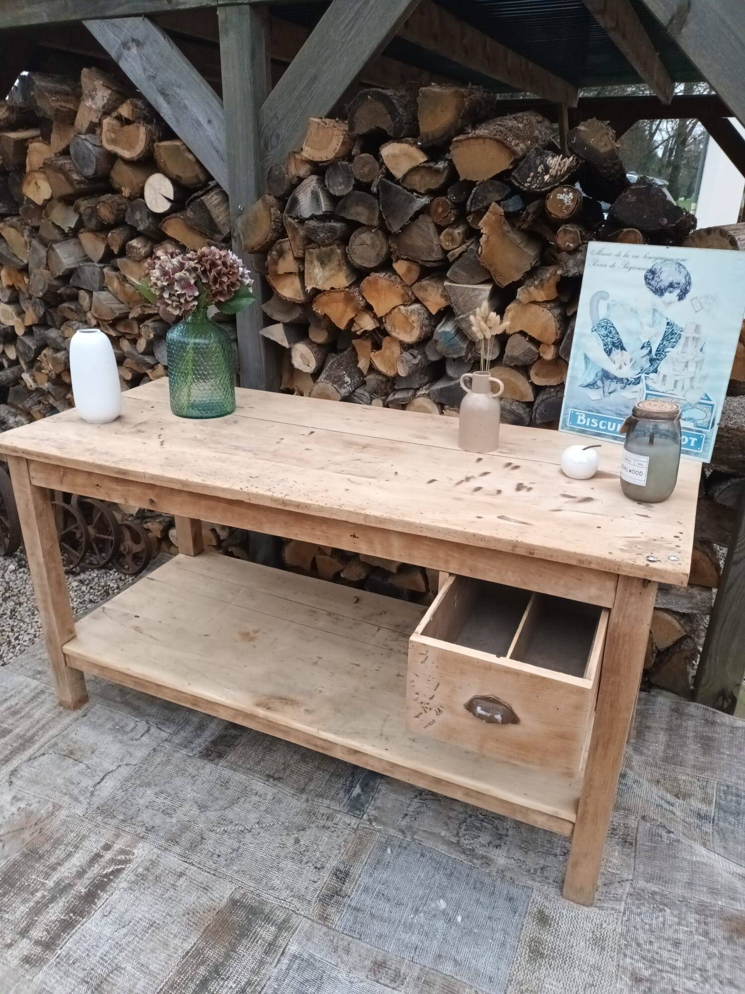 Carpenter's workbench
