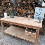 Carpenter's workbench