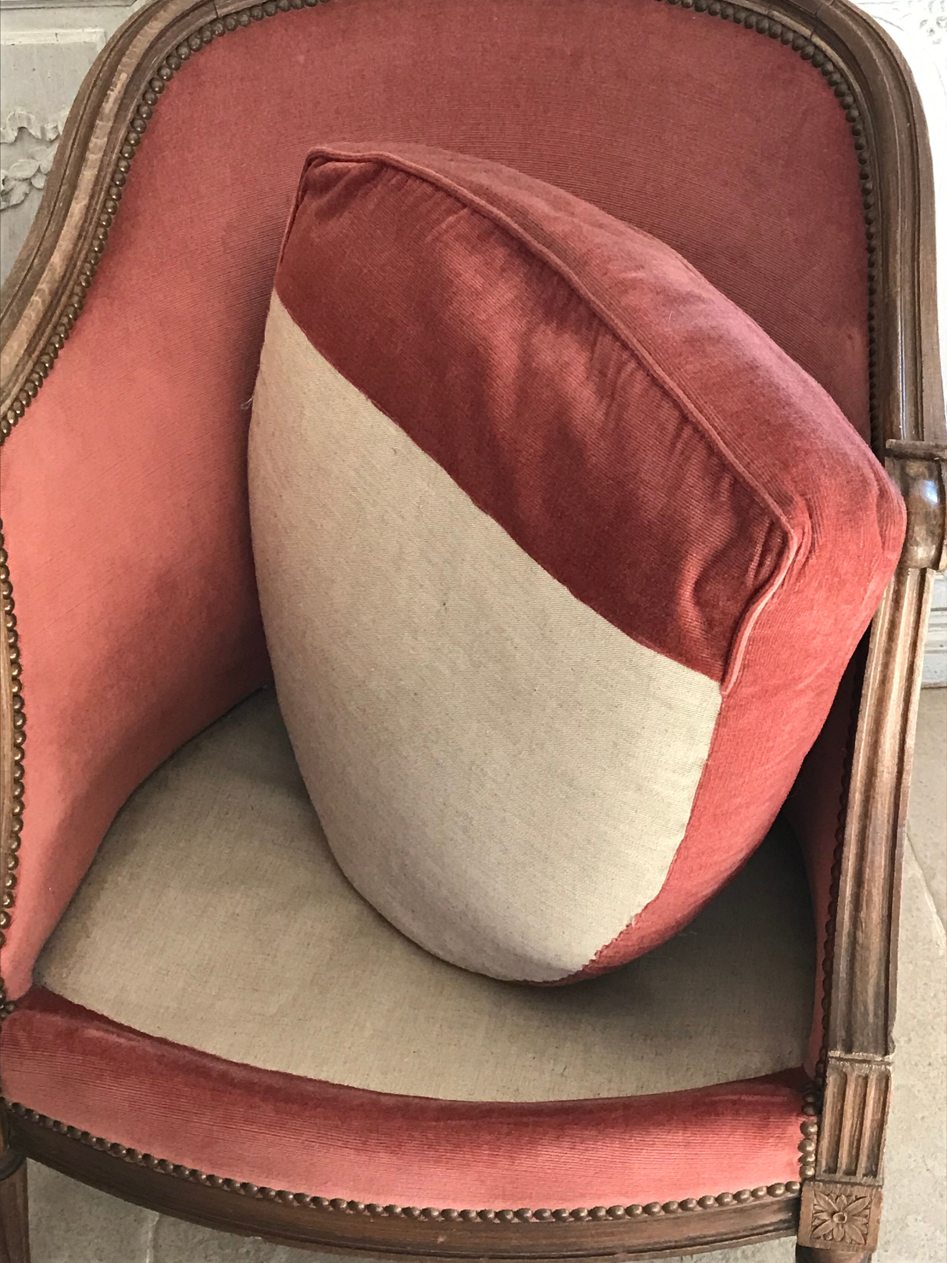 Velvet shepherdess armchair