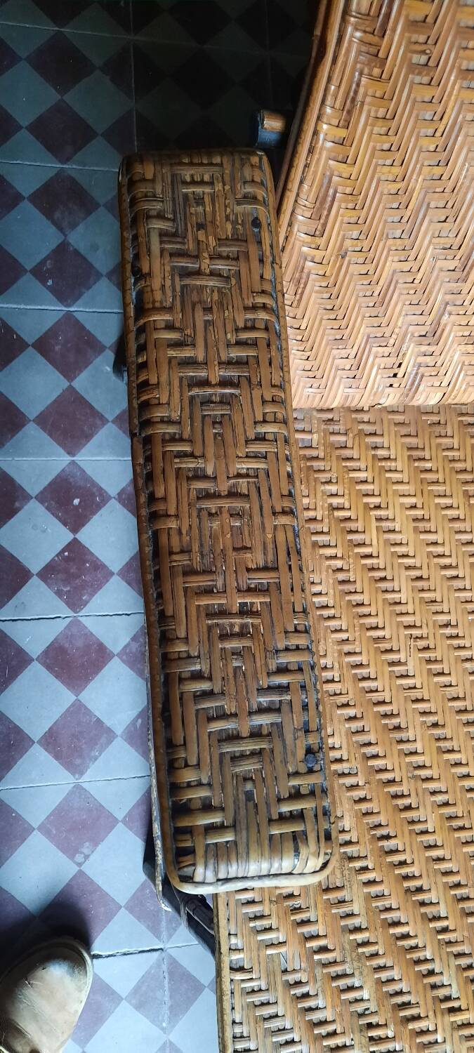 Vintage rattan lounge chair