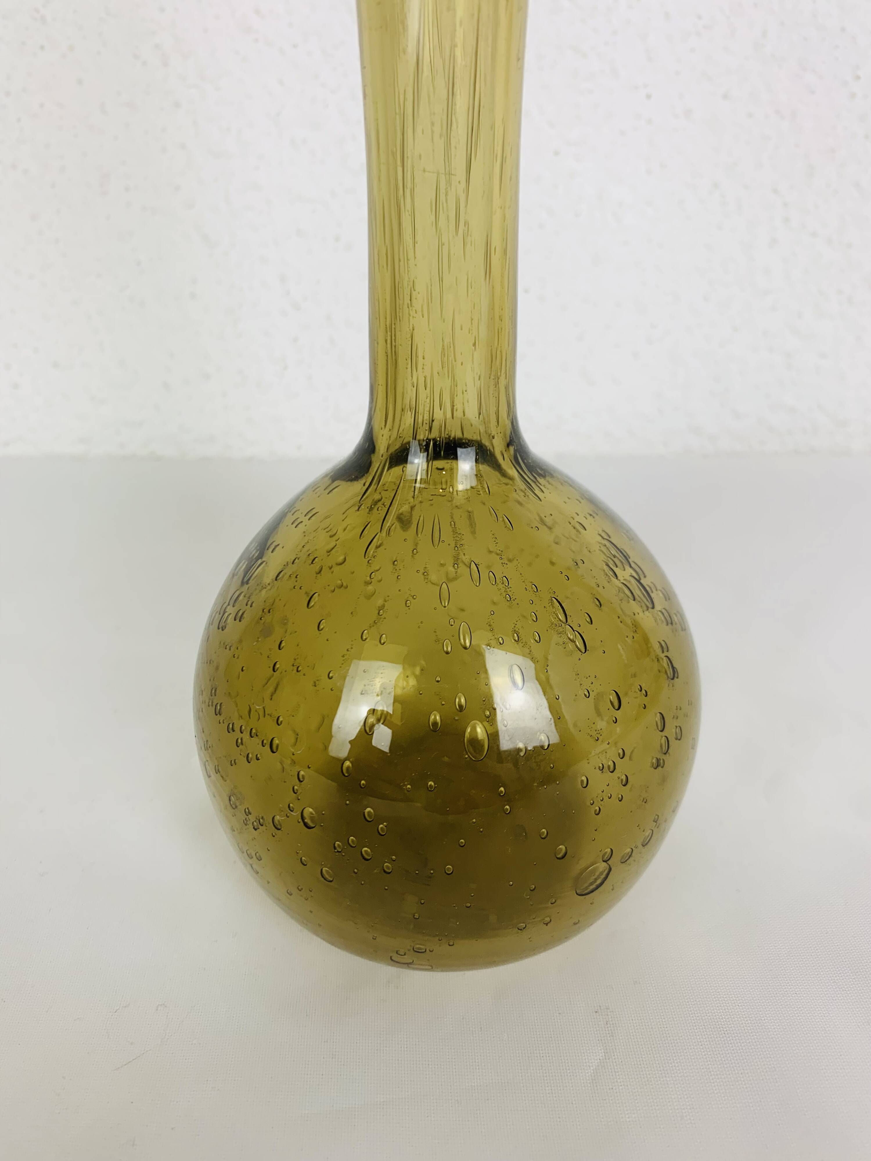 Green bubble glass soliflore vase