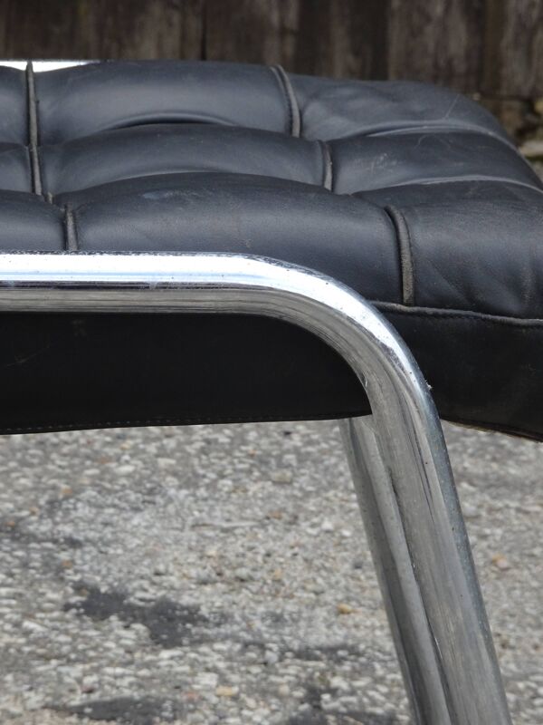 Chaise modèle Storm de Yves Christin, édition Airborne, vers 1970.