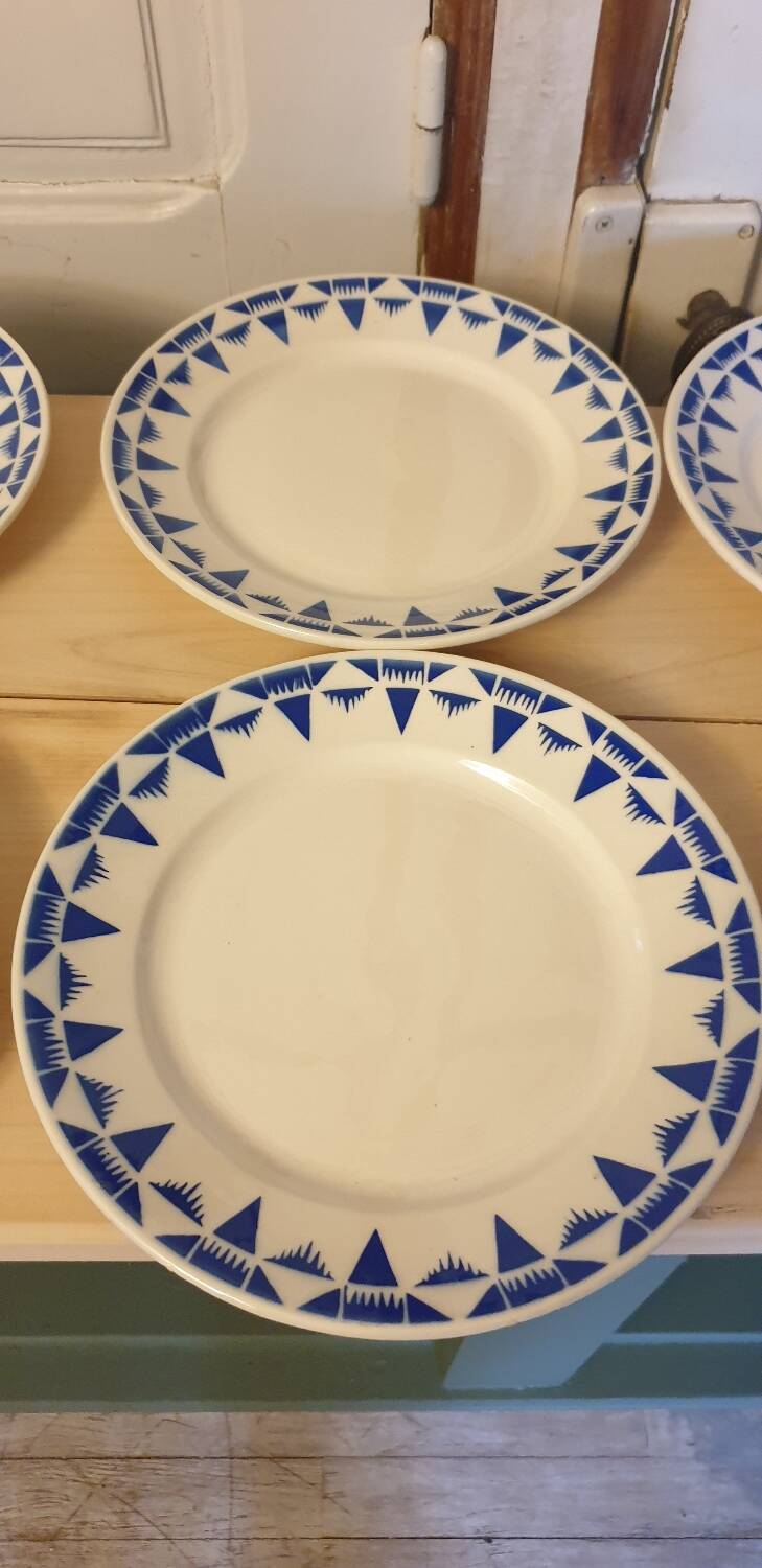 Six Gaston de Badonviller plates