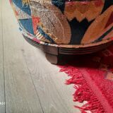 Hanging spring pouf