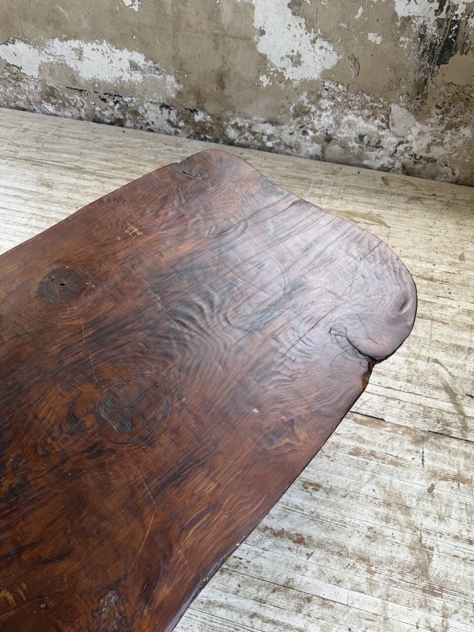 Table basse brutaliste artisanale 1950