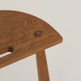 2 tabourets tripodes demi-lune en bois massif vintage Circa 1950