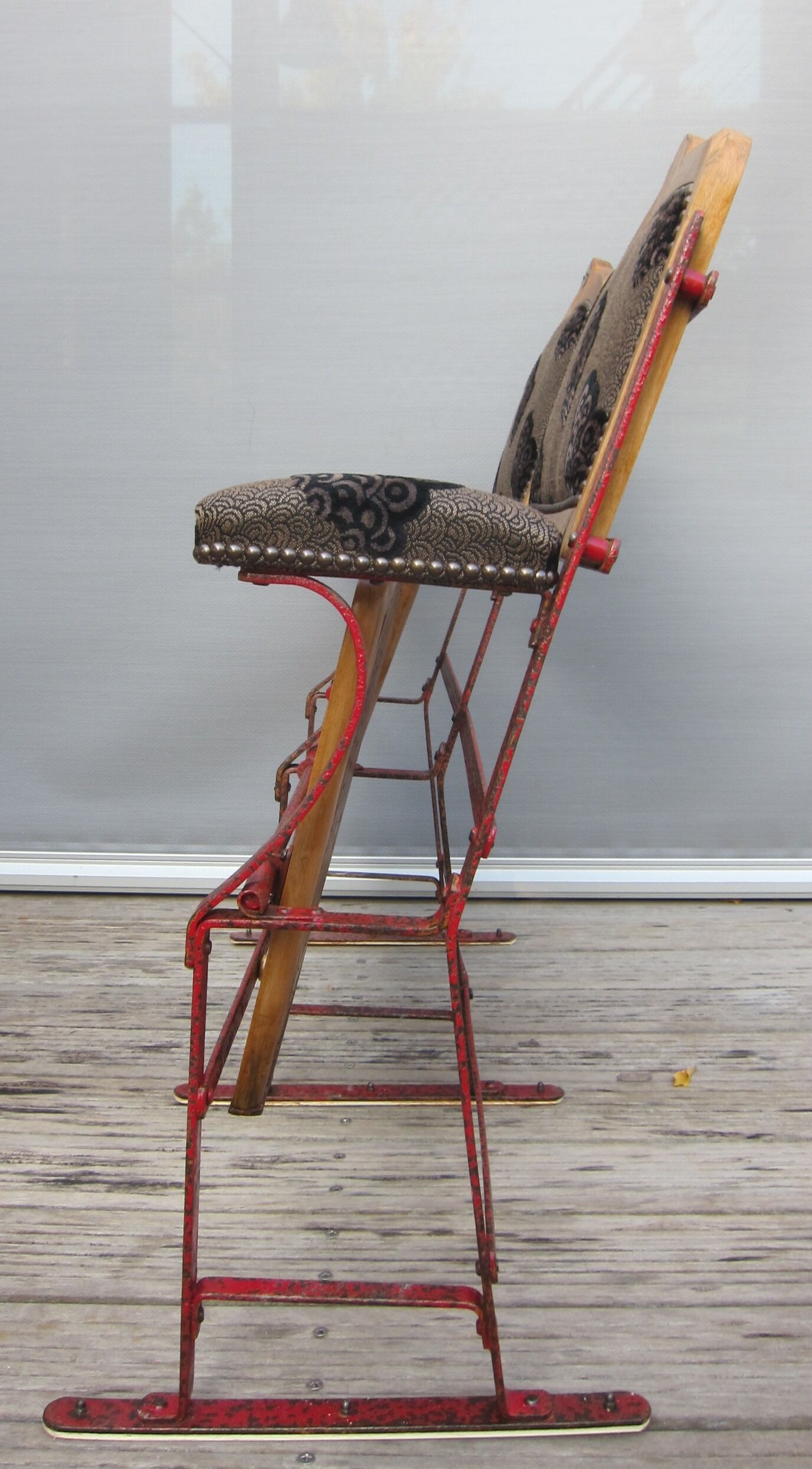 Fauteuils théâtre cinéma 1900 appairés tapissier