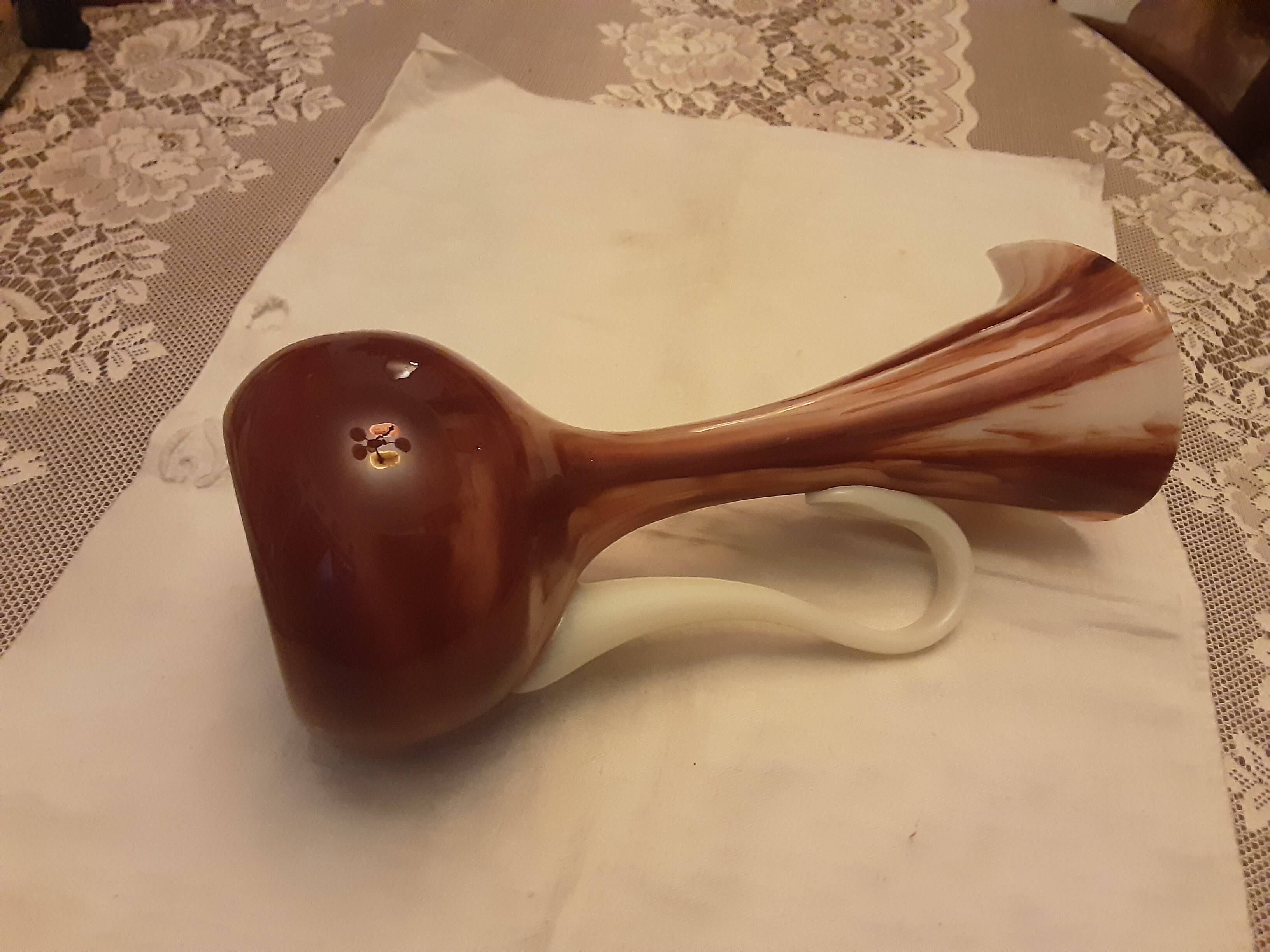 MURANO GLASS VASE WITH A SPOUT