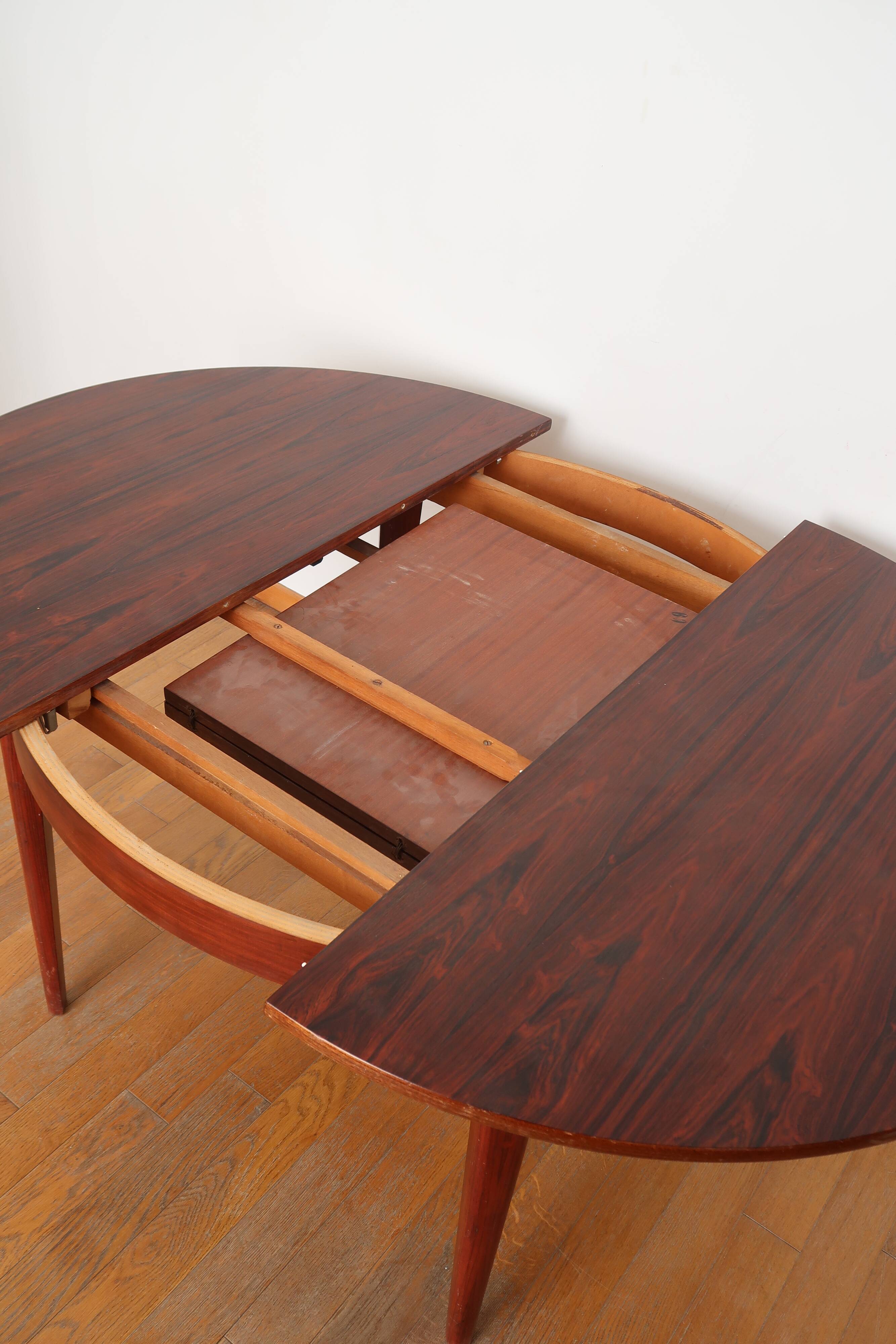 Round table extendable rosewood