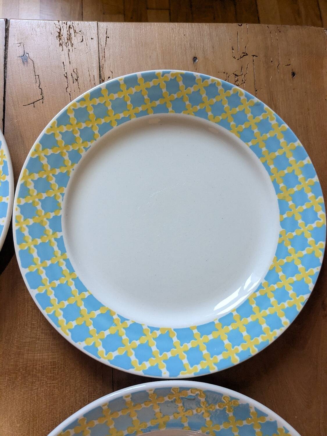 8 Digoin Sarreguemines dinner plates