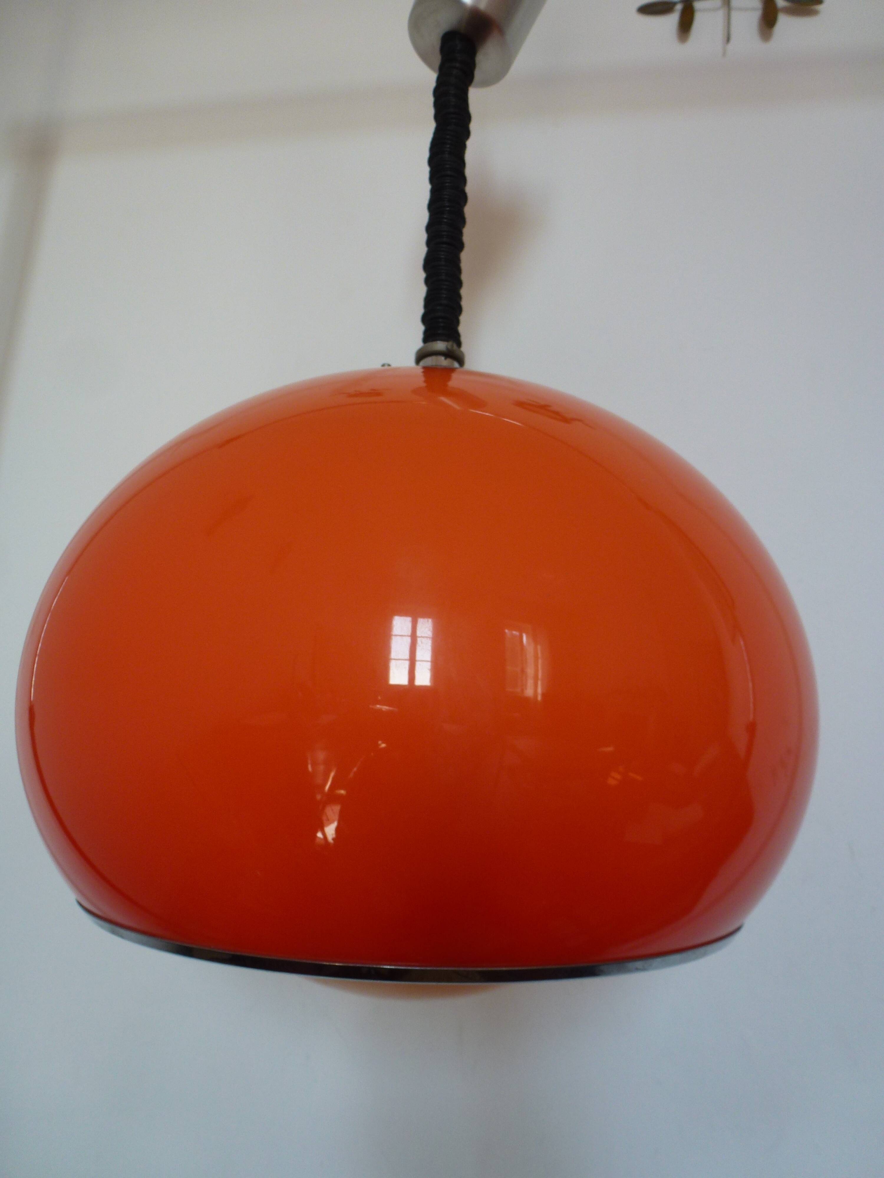 Vintage suspension Harvey Guzzini 1970