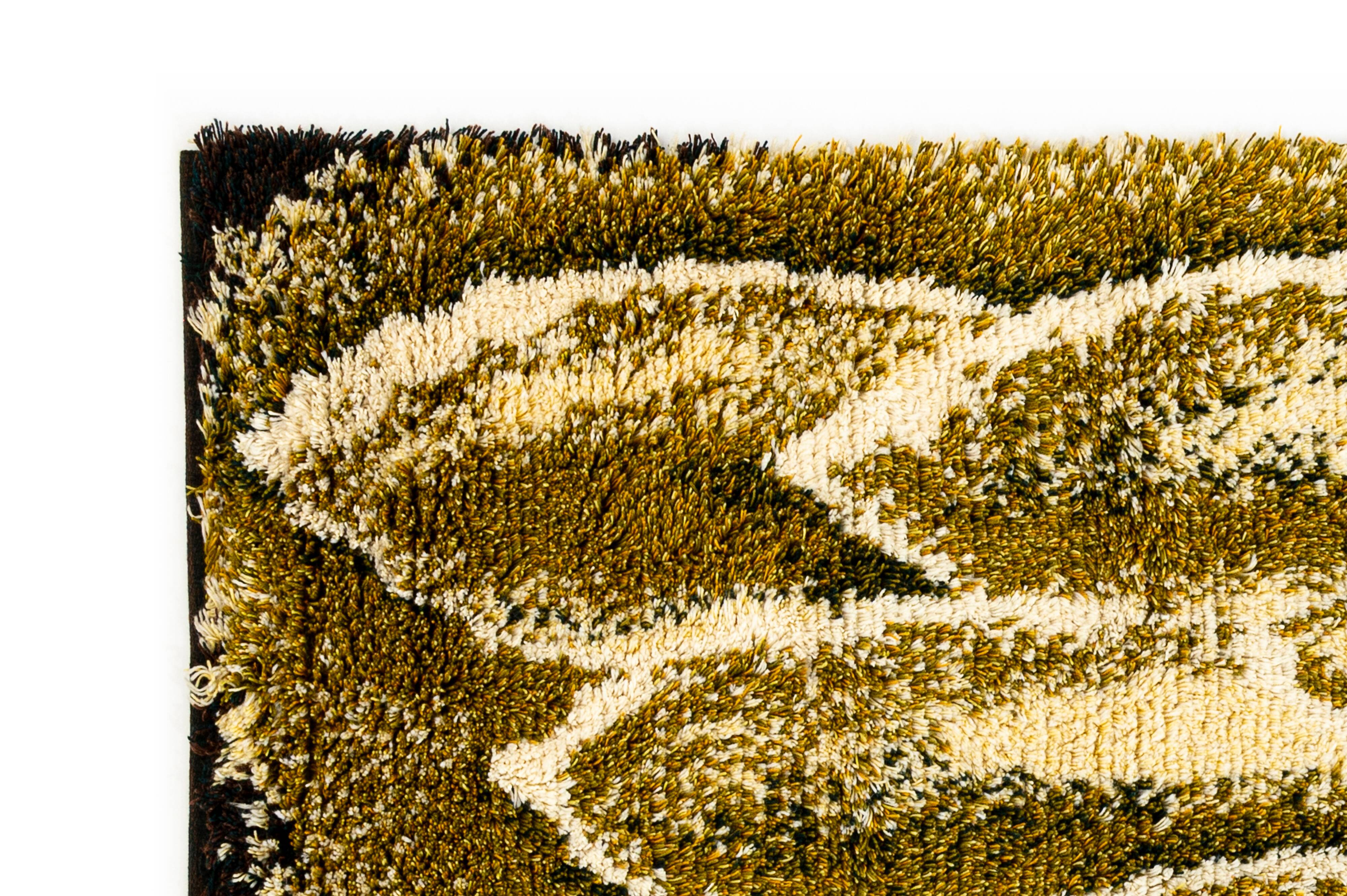 Scandinavian 20th century modern long pile rug, 160 x 110 cm (63 x 43 in)