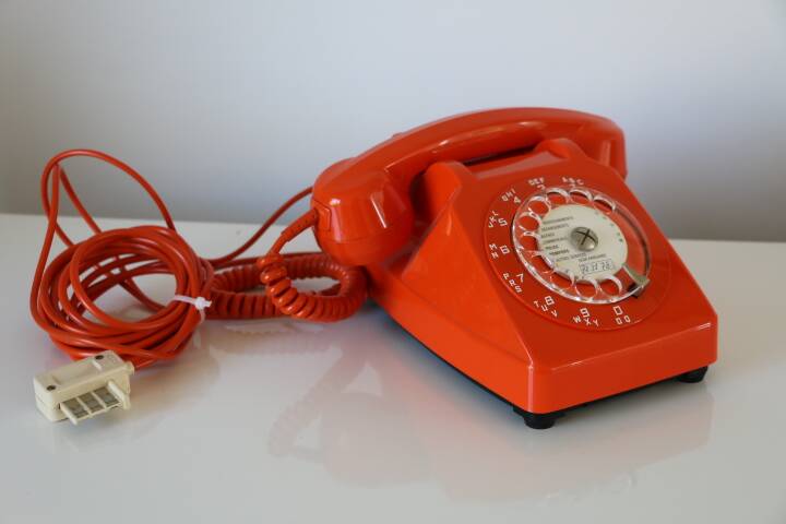 Telephone Socotel S63 orange 1973