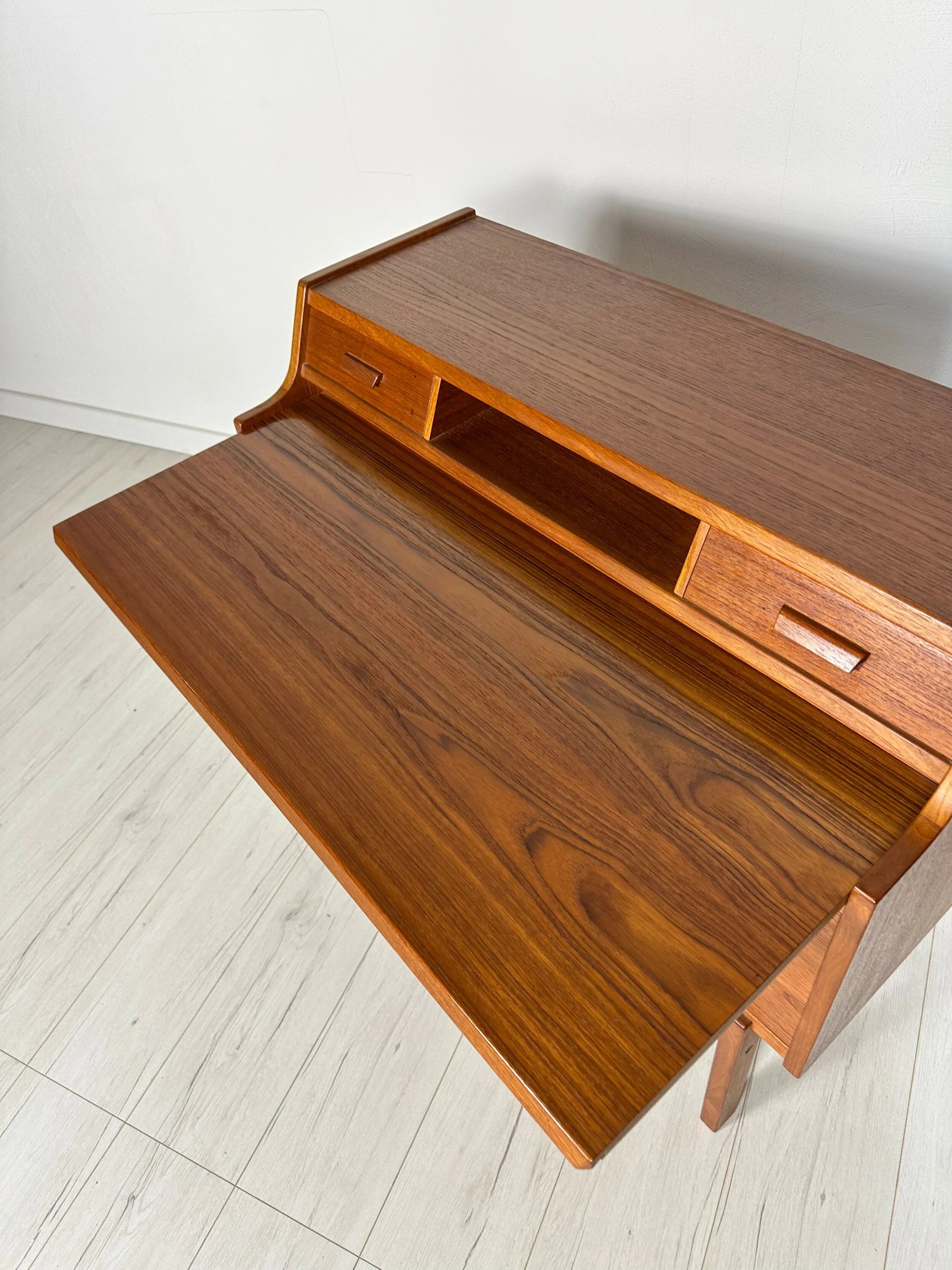 60s Vintage Danish Teak Secretary by Arne Wahl Iversen - Vinde Møbelfabrik