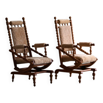 Danish modern sculptural pair of rocking chairs in lambswool and oak, brutalism, 1950.