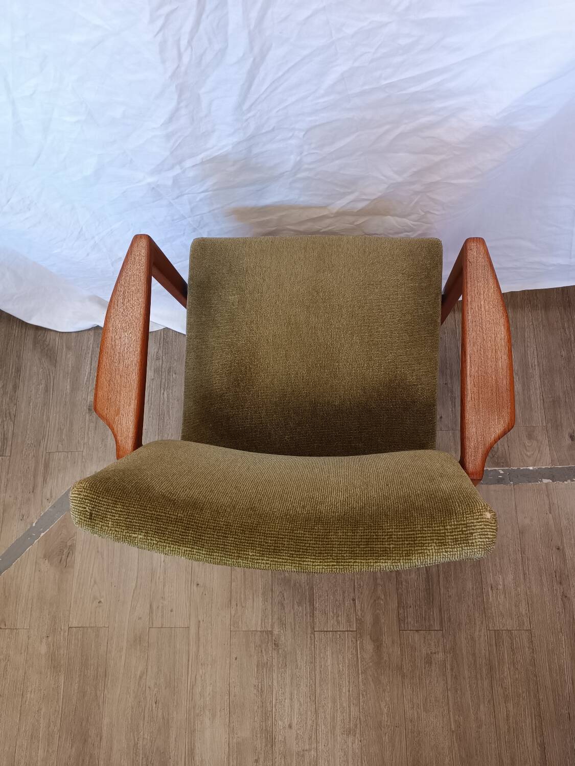 Fauteuil de bureau scandinave en teck et velours vert