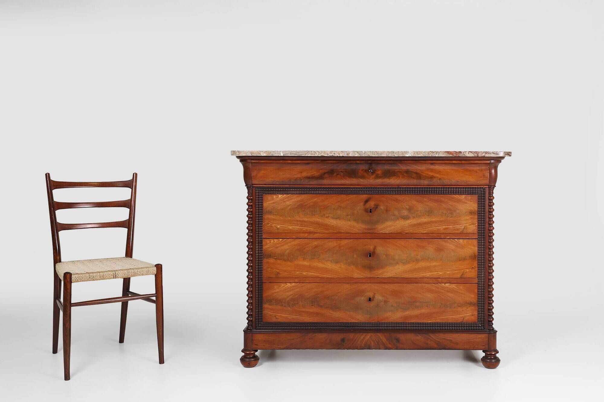 Commode Louis Philippe française avec dessus en marbre rose, années 1850