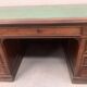 Bureau plat a caisson de style Napoléon III en acajou XIX siècle