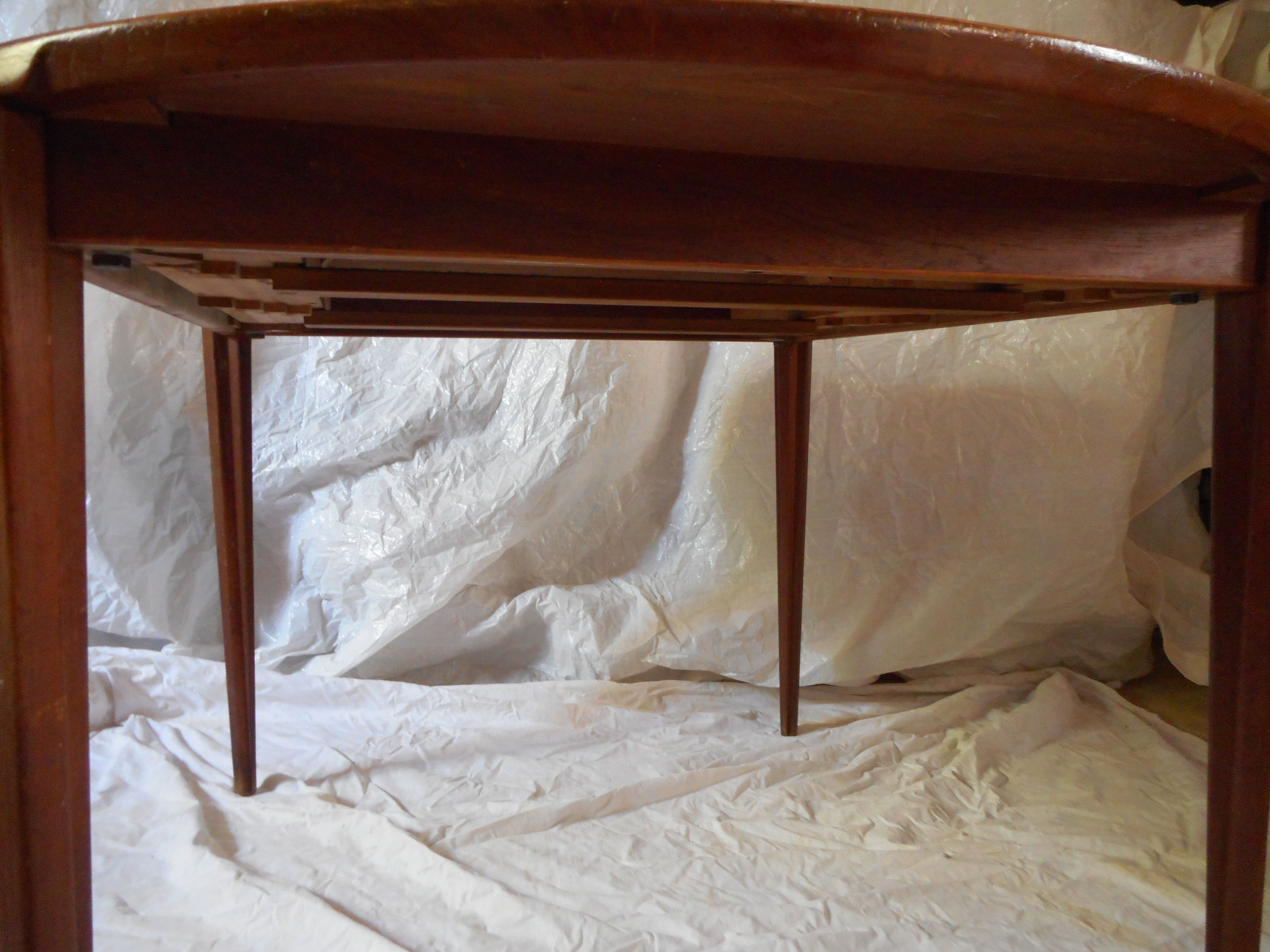 Round dining table in teak, Henry Rosengren Hansen
