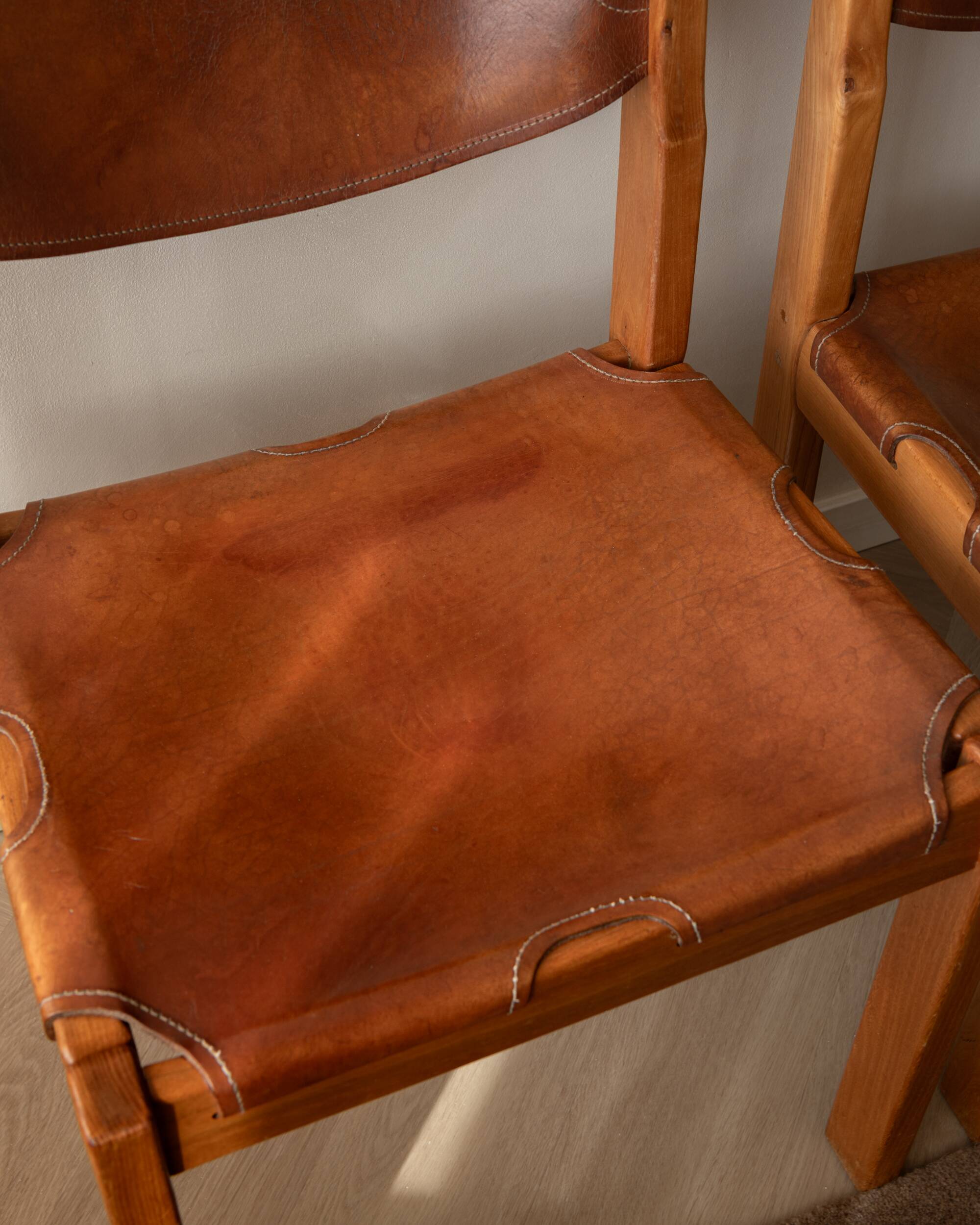 Brutalist Elm and Leather Dining Chairs by Maison Regain, 1970s, Set of 4