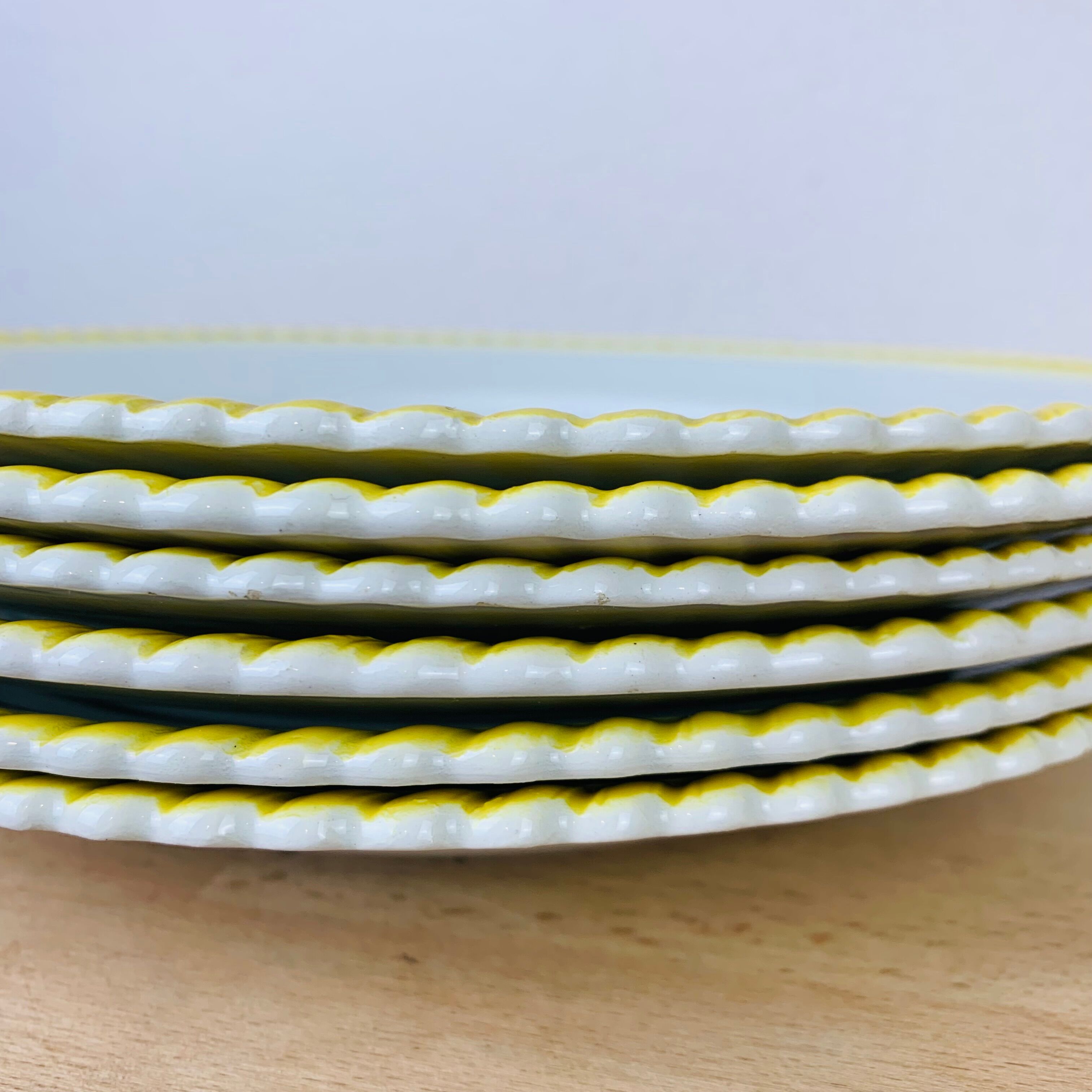 Set of 6 flat plates vintage earthenware
