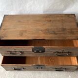 Japanese chest of drawers (tansu)