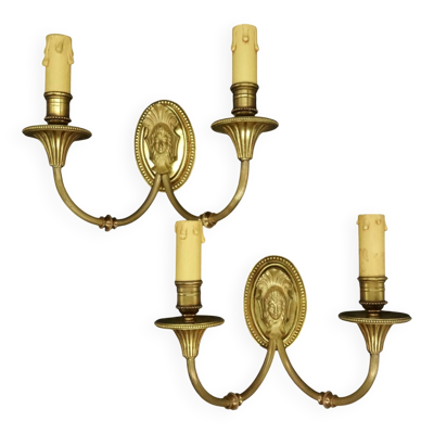 Paire d'appliques aux mascarons féminins style Louis XVI - bronze doré