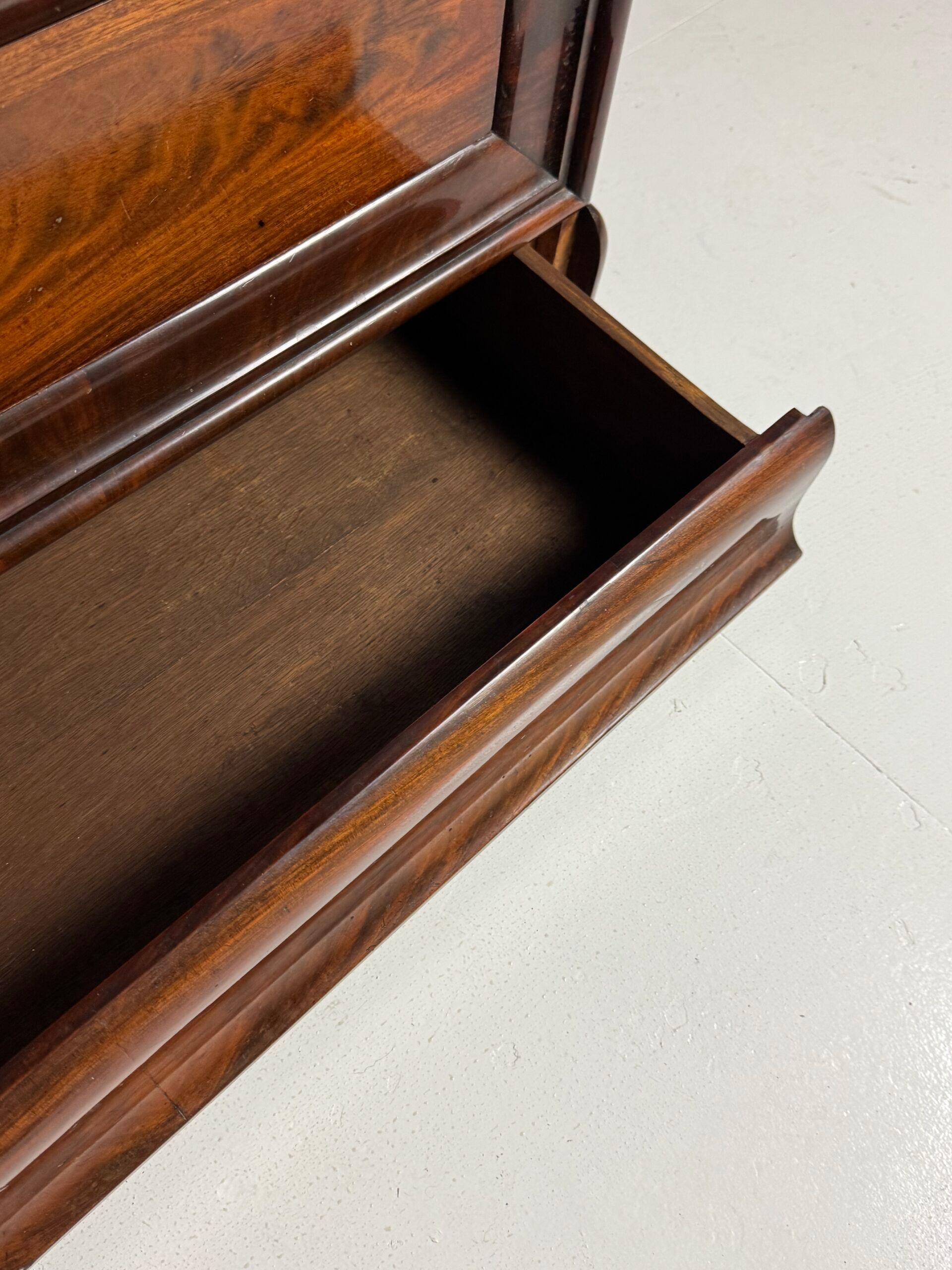 Vitrine Biedermeier 1850