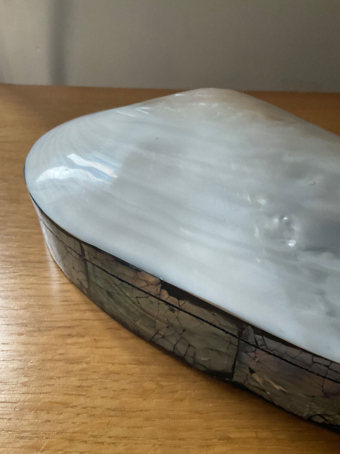 Empty pocket vintage shell mother-of-pearl 70s