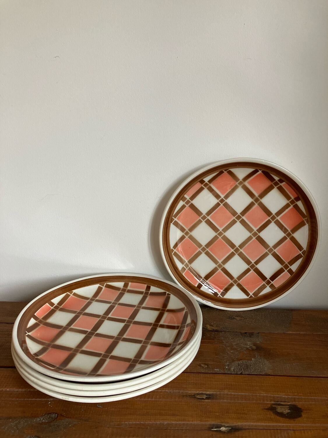 5 dinner plates