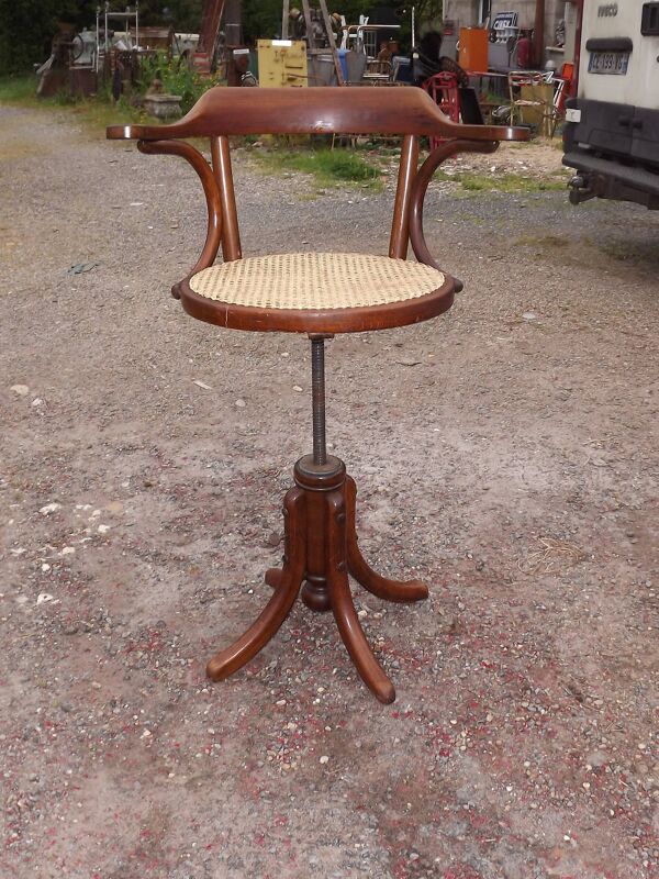 Fauteuil à vis 19ème canné Fischel