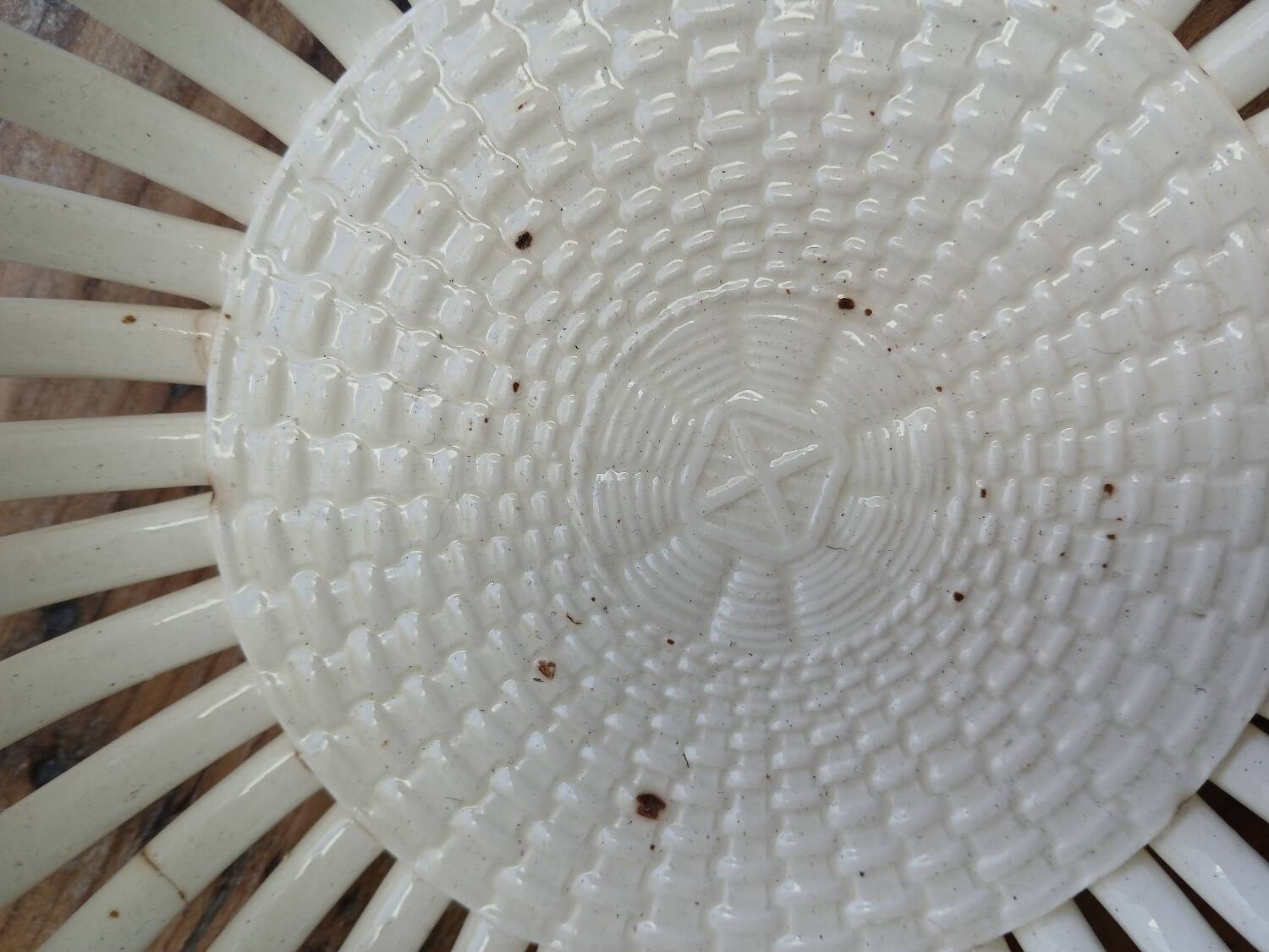 Woven earthenware basket