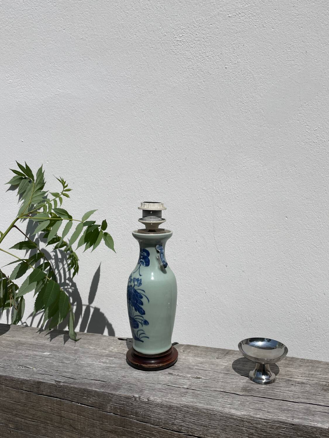 Ceramic lamp base