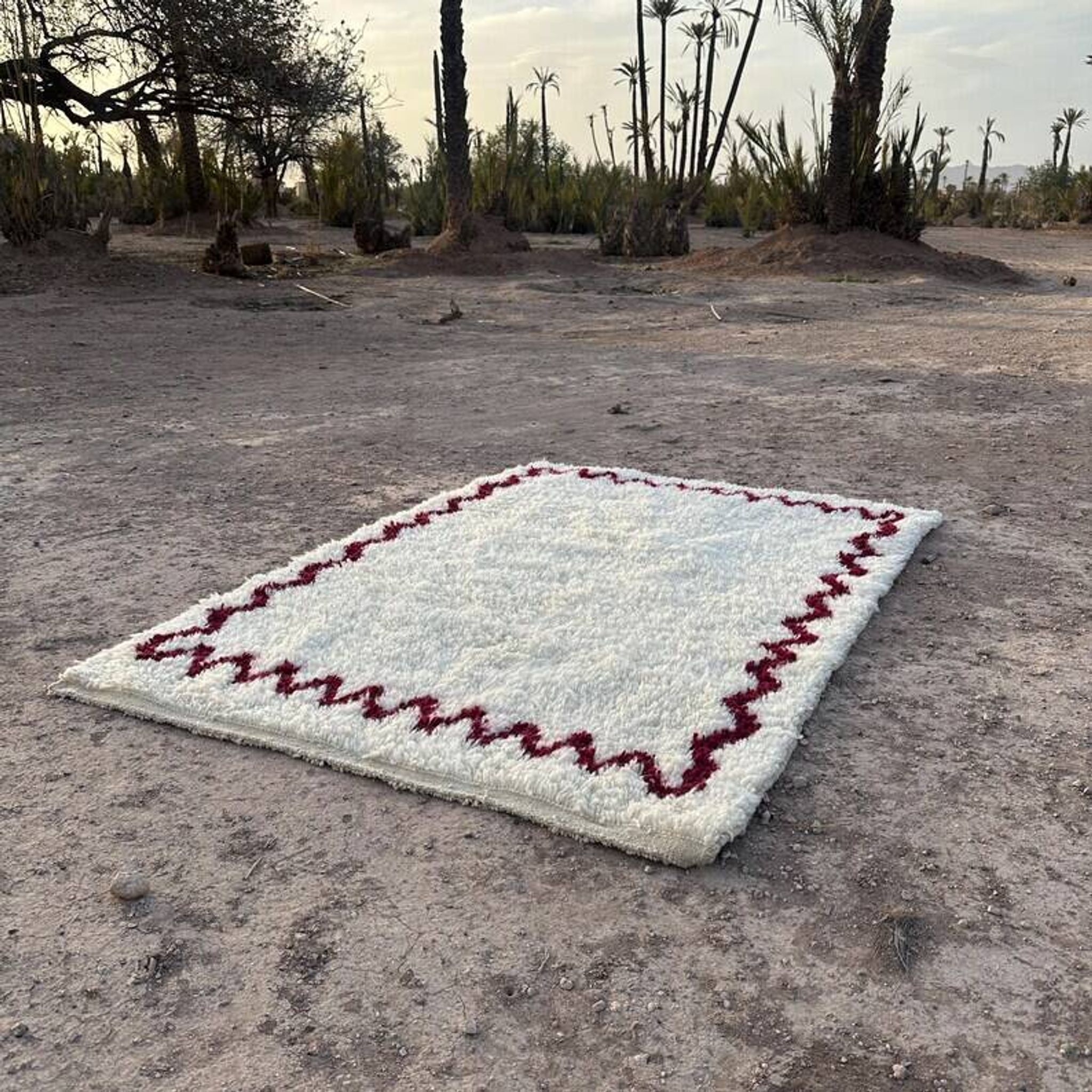 Natural wool rug 250cmx150cm