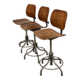 3 chaises ou tabourets bar industrielles