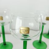 Set of 6 Luminarc white wine glasses