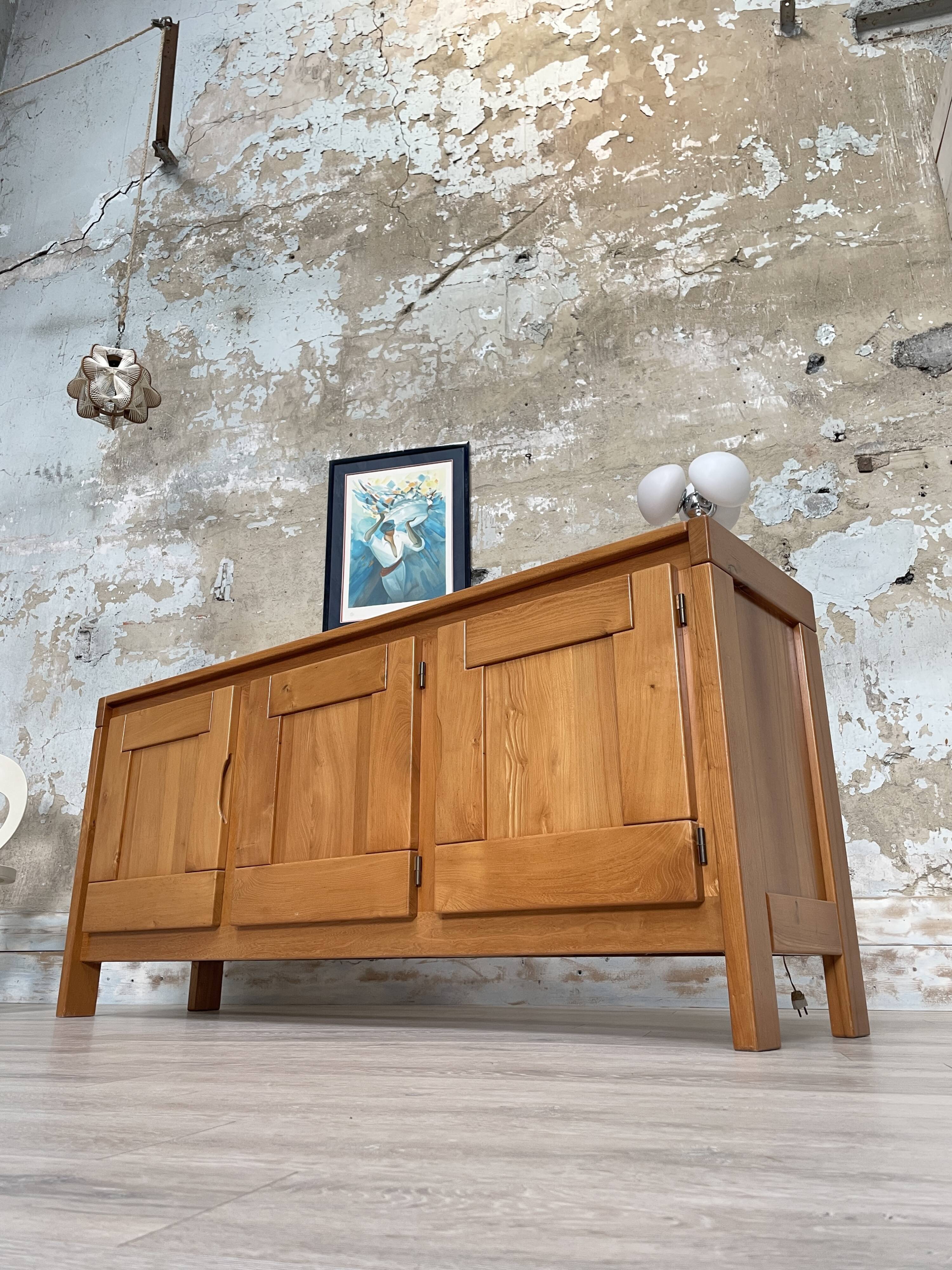 Enfilade en elme massif, REGAIN edition, circa 1980.