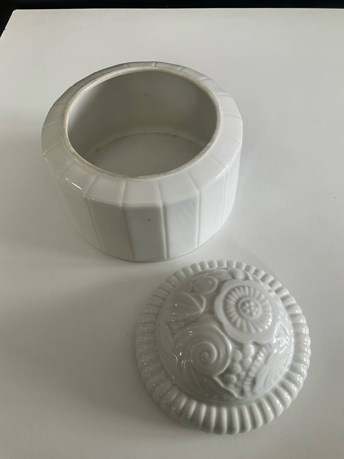 Vintage Limoges porcelain bonbonnière