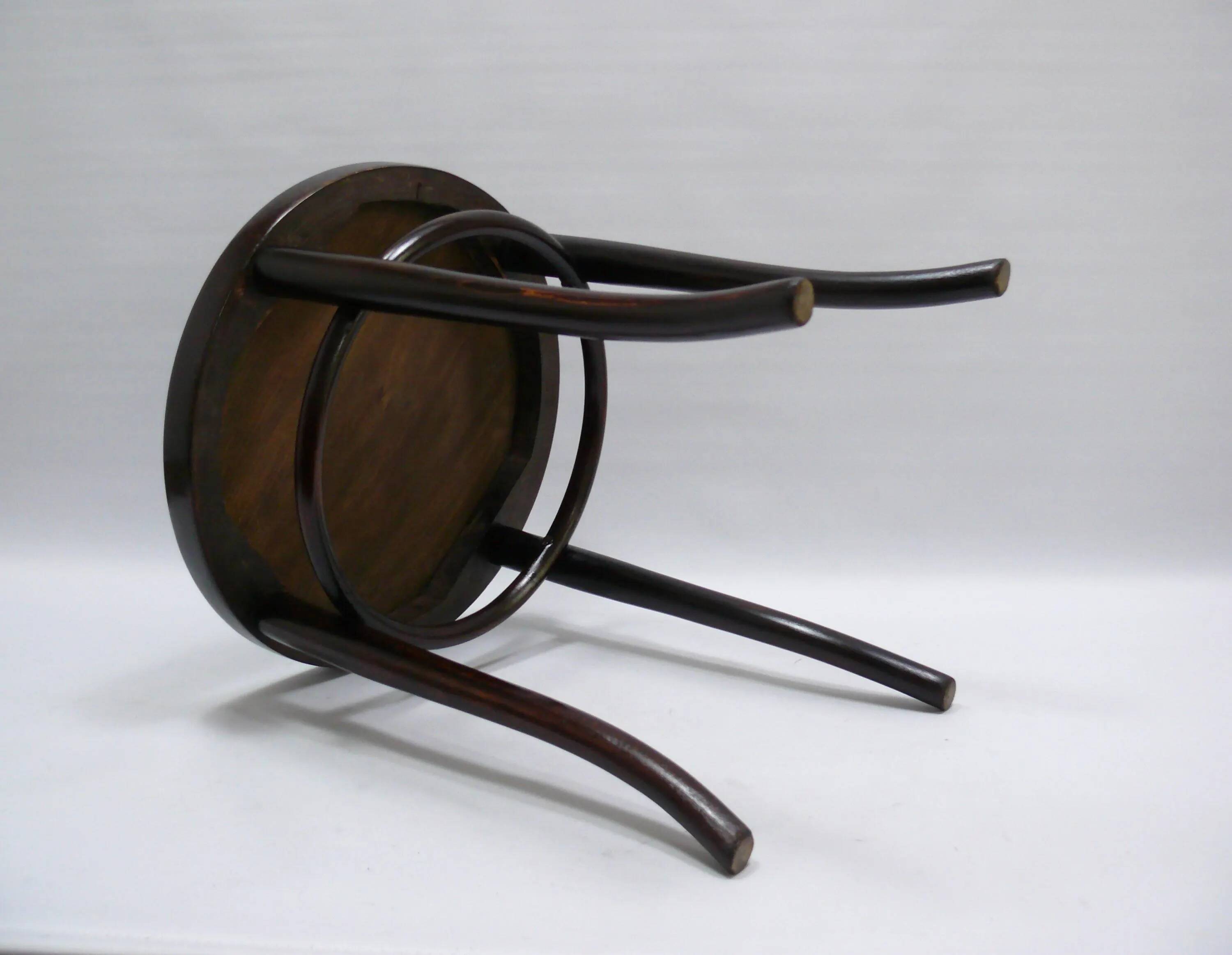 Original Thonet bentwood stool, first half of the 20th century - restored