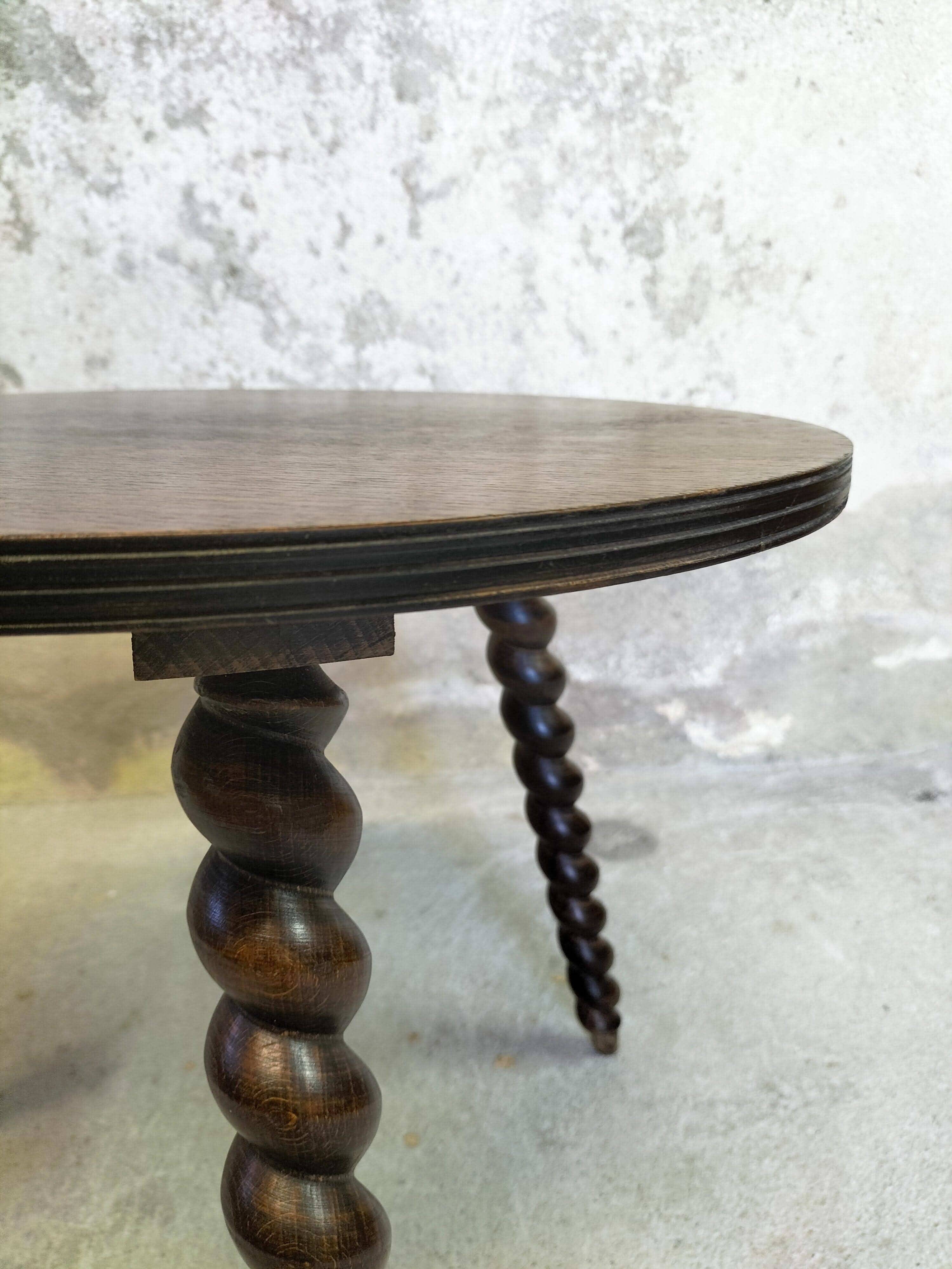 Vintage wooden side table/end table